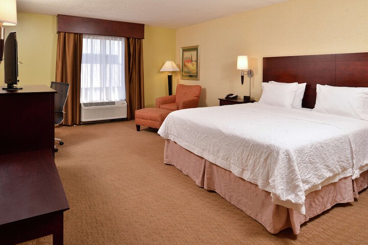 Hampton Inn Staunton