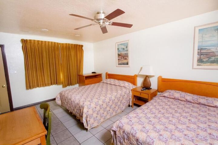 Room 20 of 34