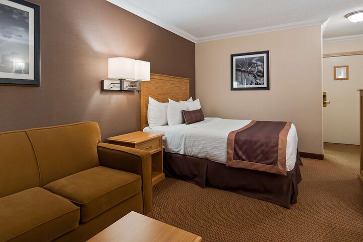 Best Western Plus Cobourg Inn & Convention Centre
