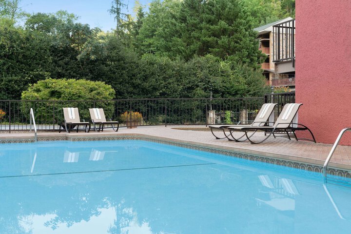 Pool 5 of 46