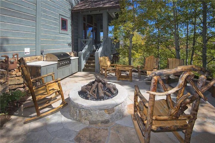 Terrace/Patio 30 of 38