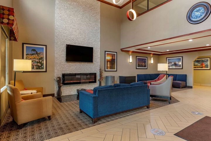 Hotel Interior 9 of 50