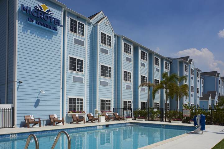 Microtel Inn & Suites by Wyndham Port Charlotte / Punta Gorda