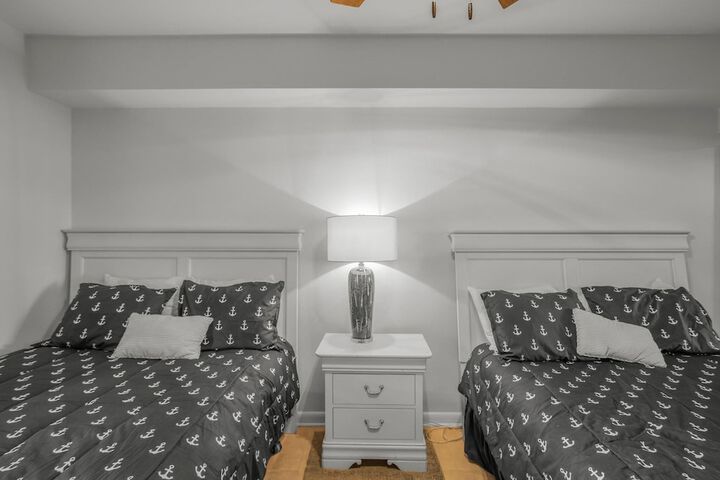 Room 27 of 50