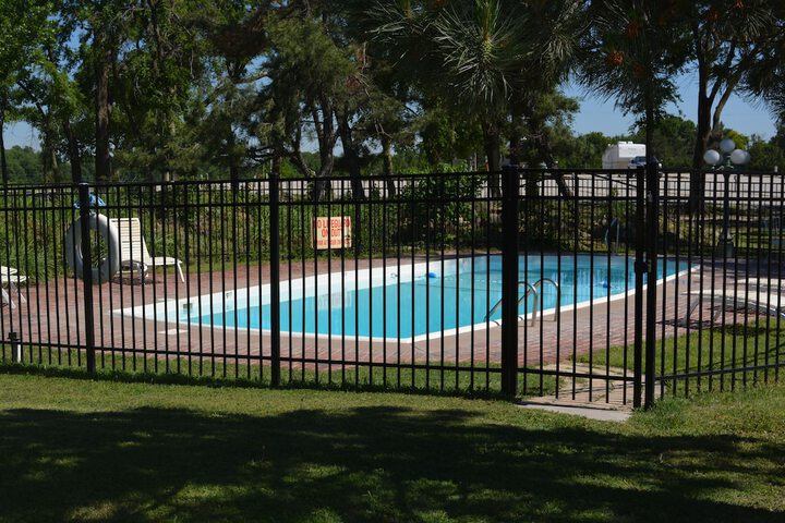 Pool 6 of 32