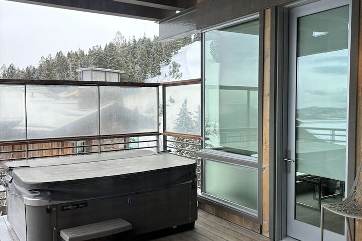 Terrace/Patio 298 of 306