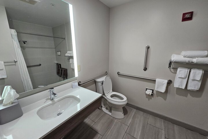 Room 19 of 61