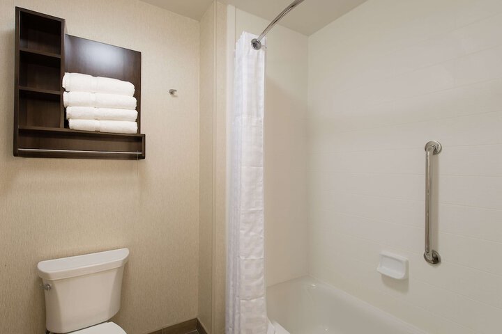 Room 41 of 73