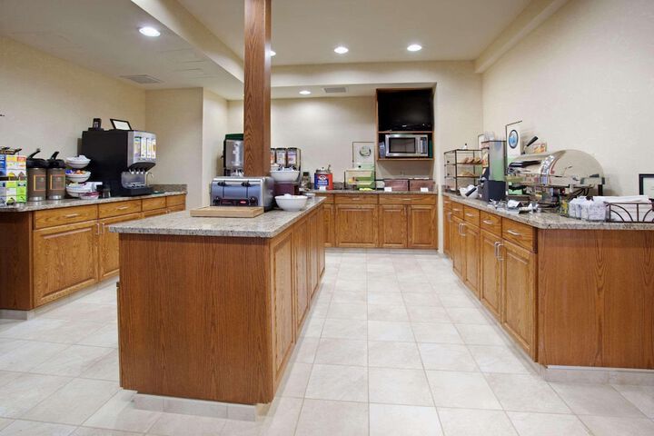Country Inn & Suites by Radisson Greeley, CO