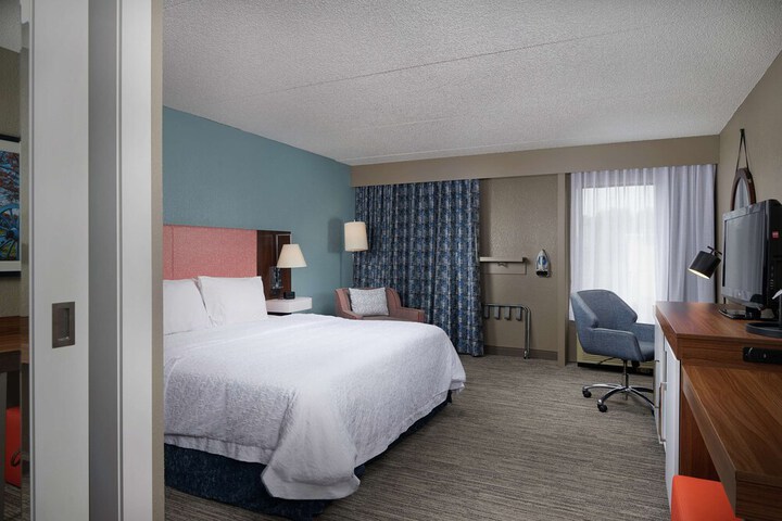 Room 14 of 27