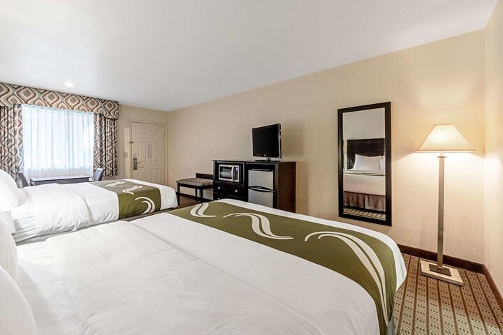 Quality Inn Three Rivers
