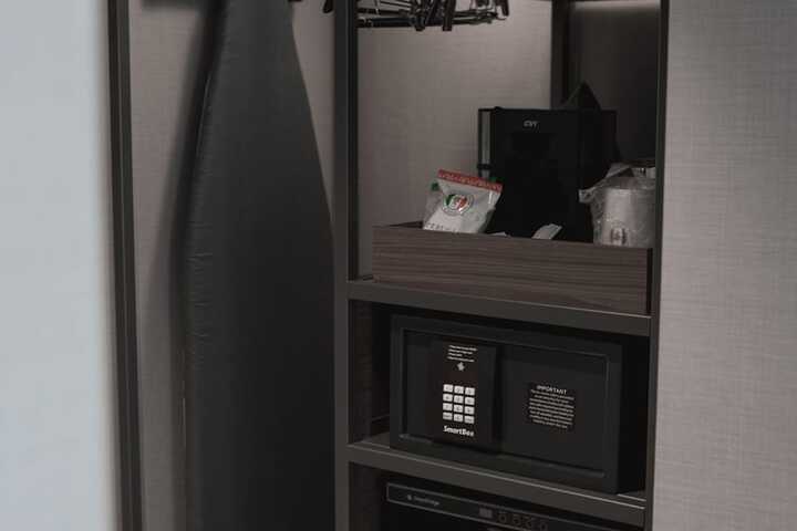 Room 17 of 54