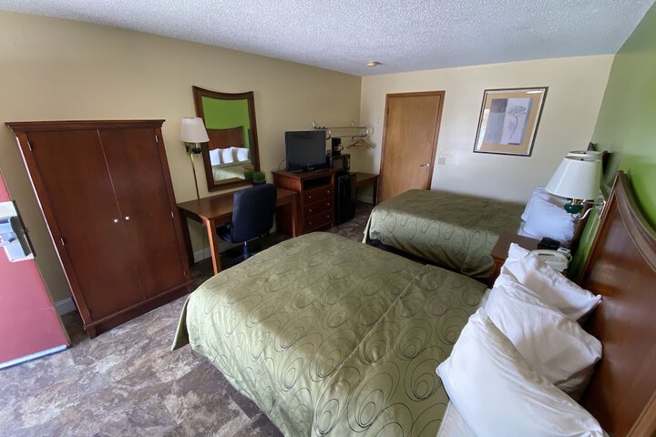 Room 29 of 35