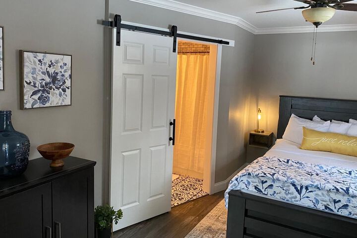 Room 8 of 36