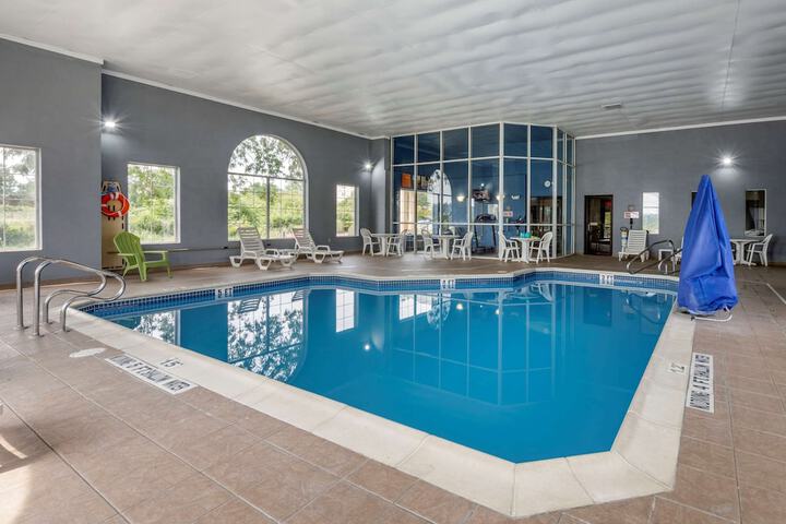 Pool 5 of 32
