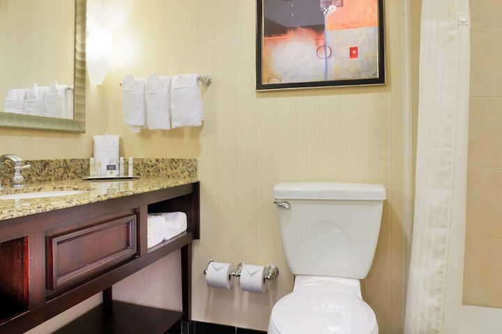 DoubleTree by Hilton Hotel Lafayette