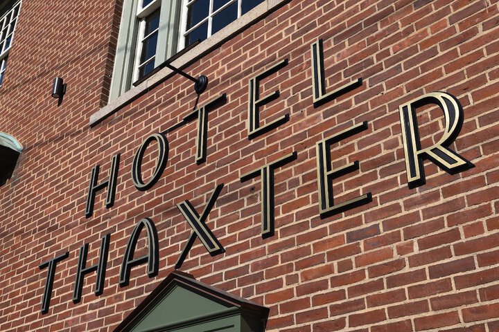 Hotel 4 of 76