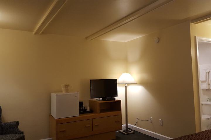Captains Quarters Motel
