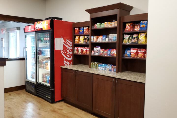 Super 8 by Wyndham Belgrade / Bozeman Airport