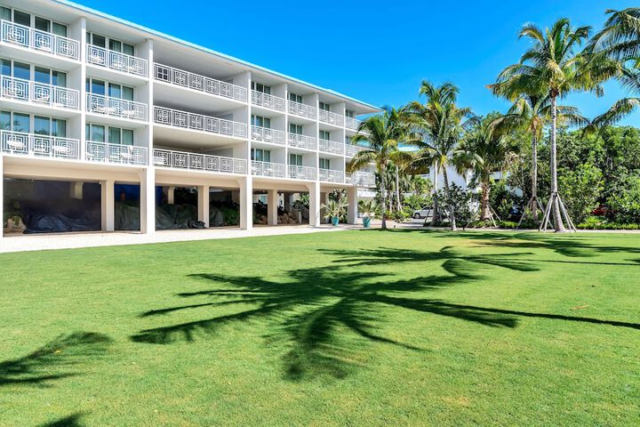 Bakers Cay Resort Key Largo Curio Collection by Hilton
