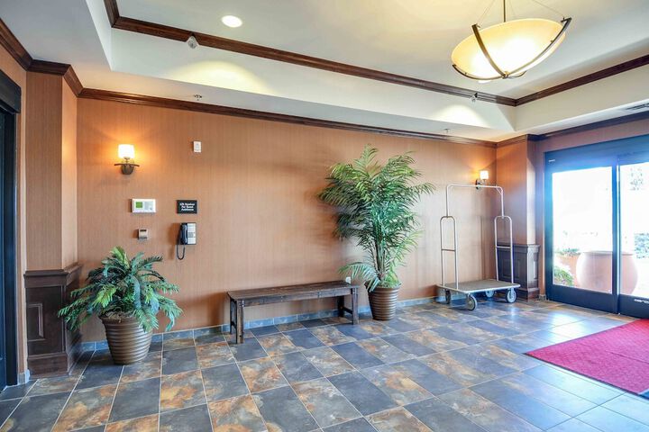 Hotel 2 of 46