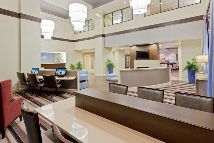 Hotel Interior 9 of 34