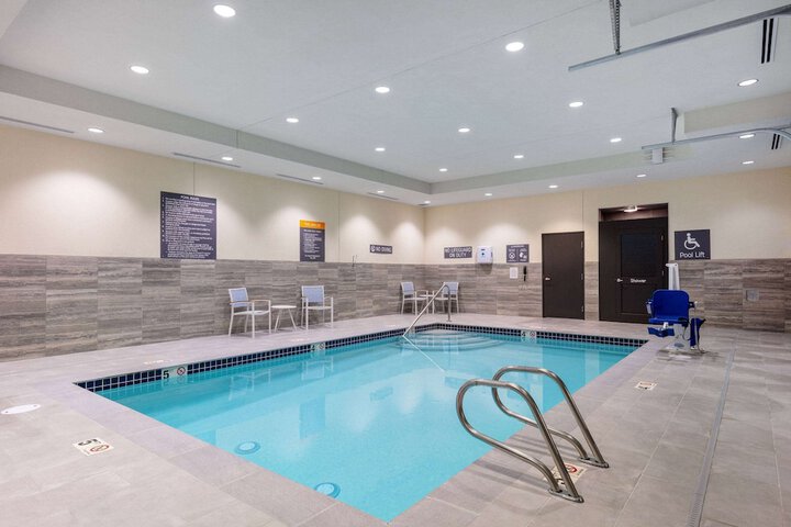 Pool 12 of 62