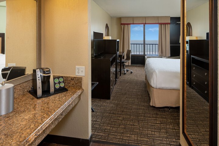 Room 21 of 61