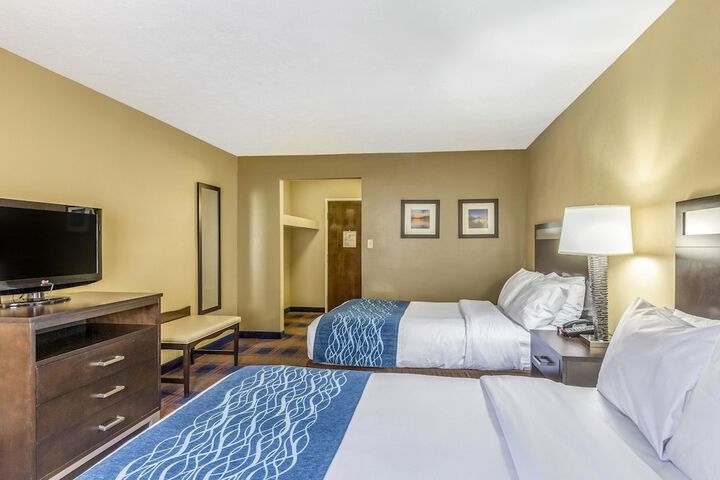 Room 9 of 31