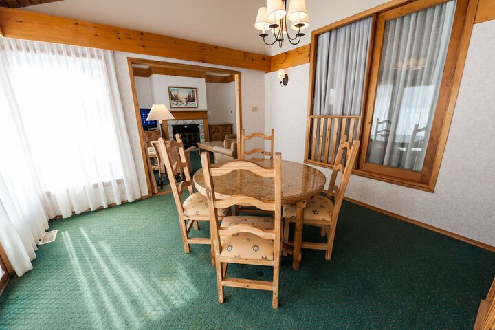 Room 22 of 48