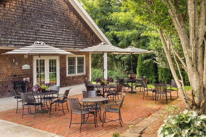 Best Western Plus Cold Spring
