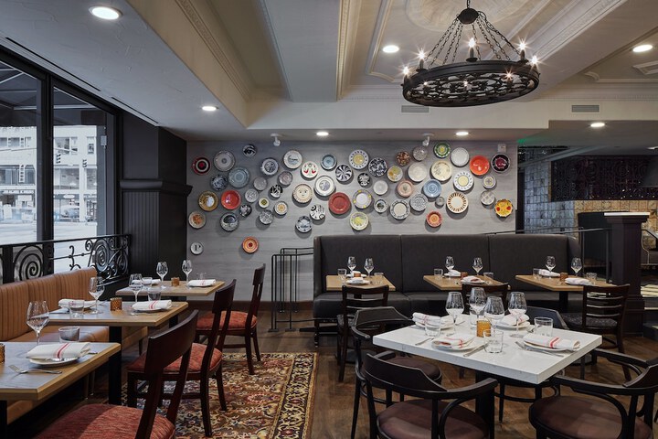 Dining 98 of 131