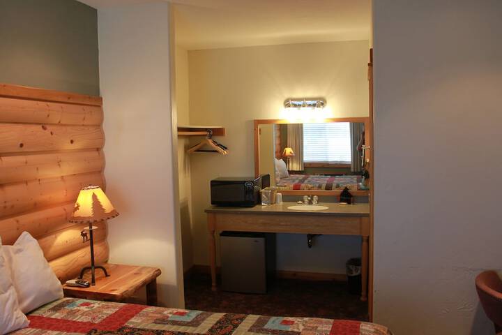 Room 69 of 92
