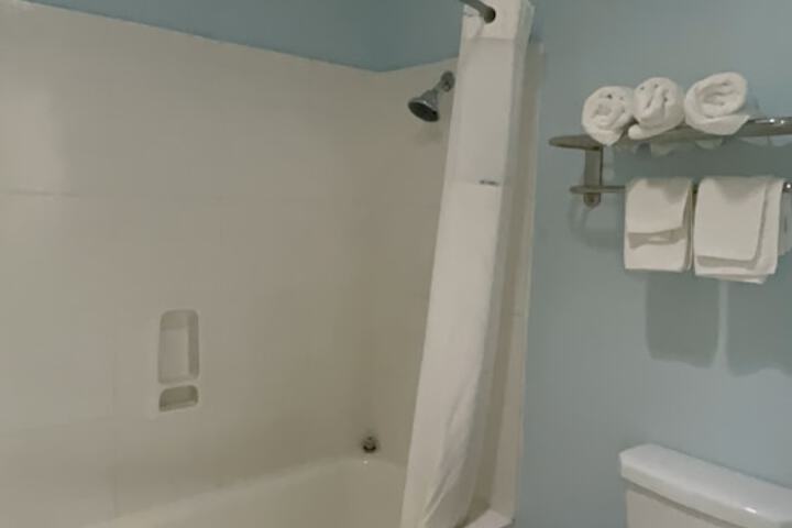 Room 30 of 42