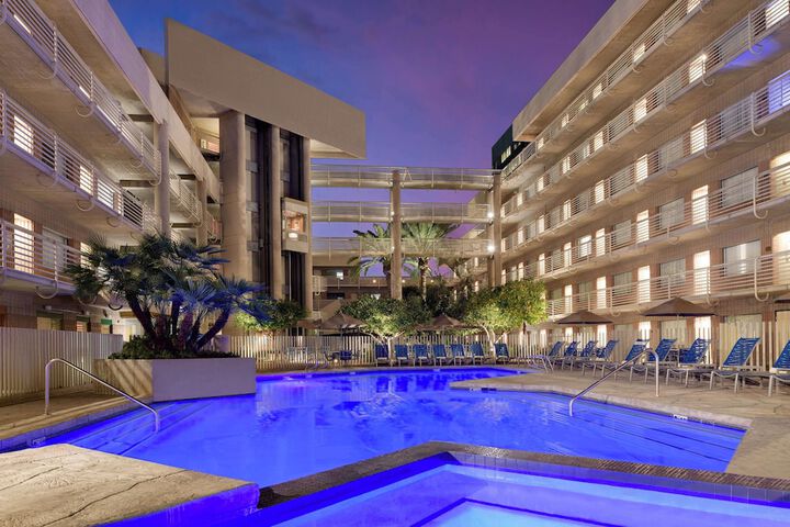 Pool 4 of 53