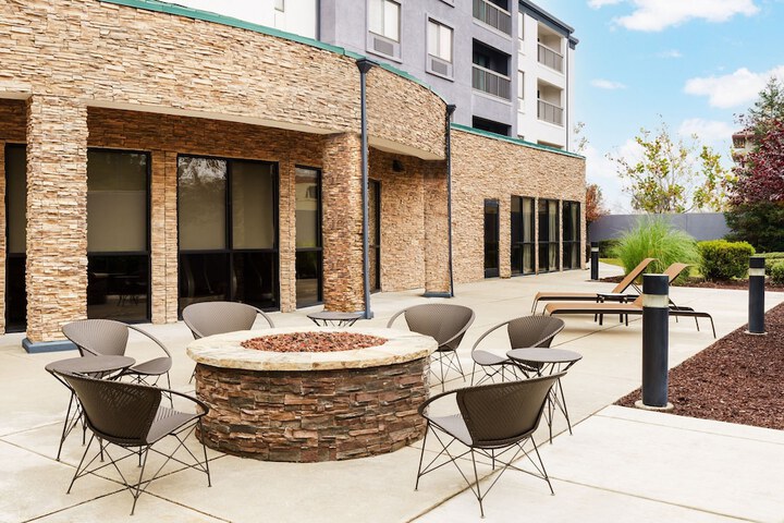 Terrace/Patio 44 of 49