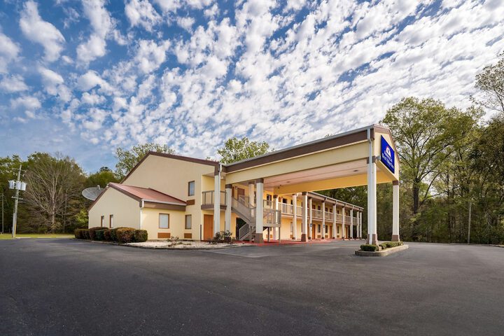 Hotel 4 of 30