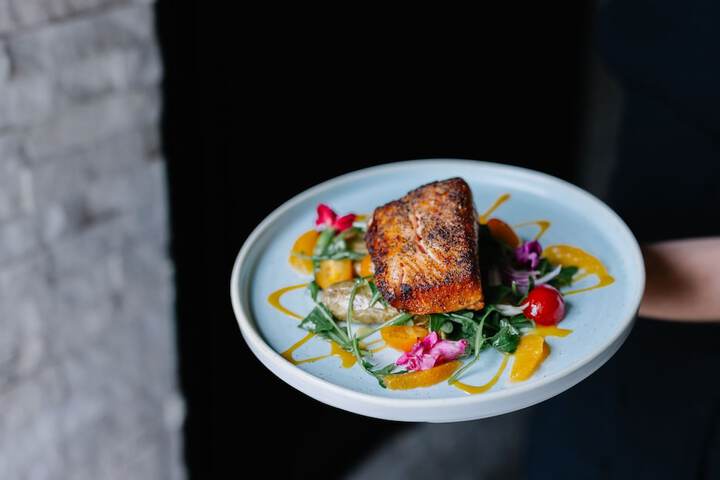 Dining 87 of 146