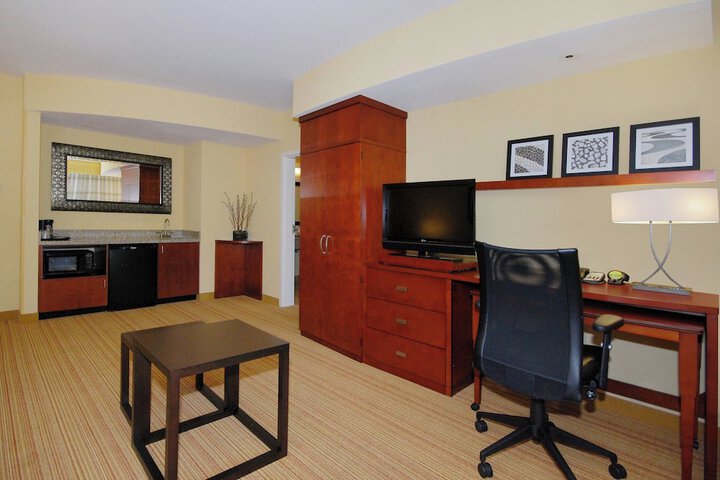 Room 11 of 29