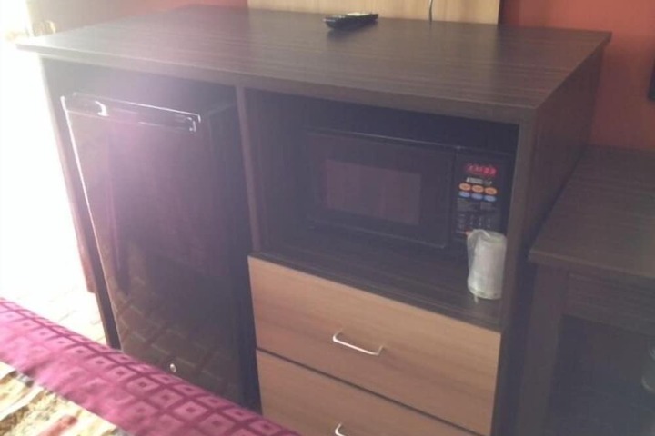 Budget Inn