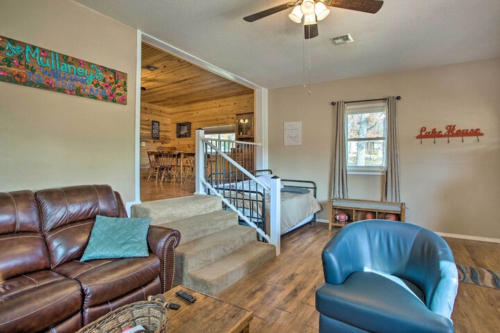 Kingston Getaway 2 Mi to Lake Texoma!