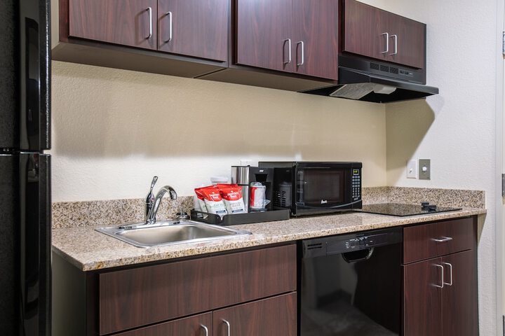 Cobblestone Inn & Suites - Pine Bluffs