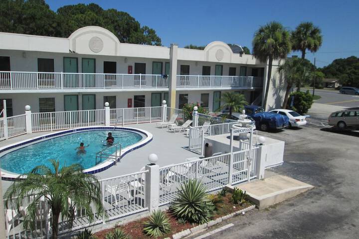 Pool 4 of 46
