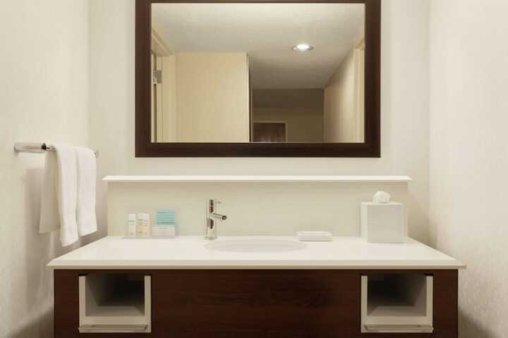 Hampton Inn & Suites Springdale