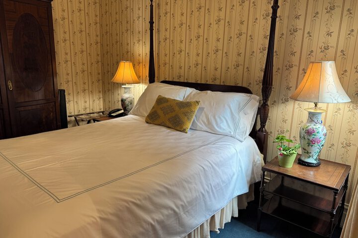 Room 41 of 48
