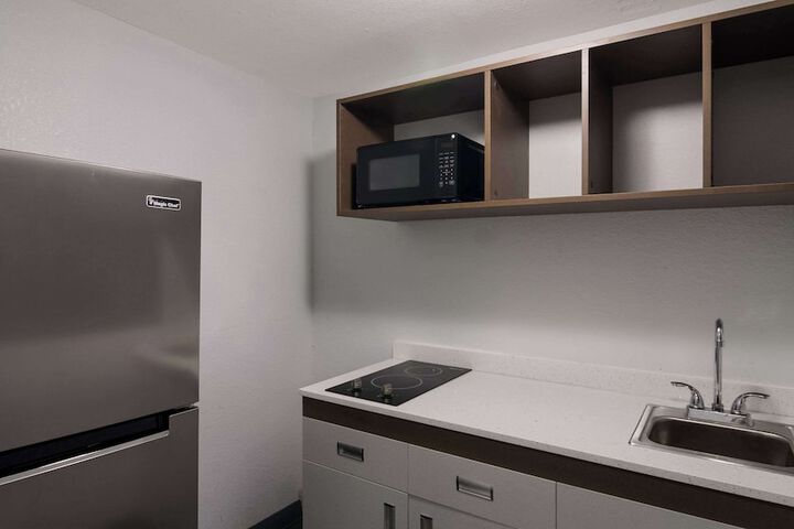 Room 11 of 20