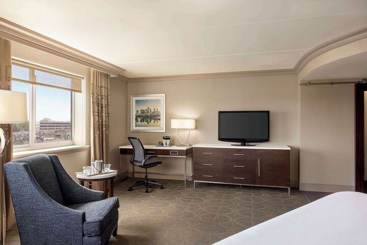 Room 25 of 62