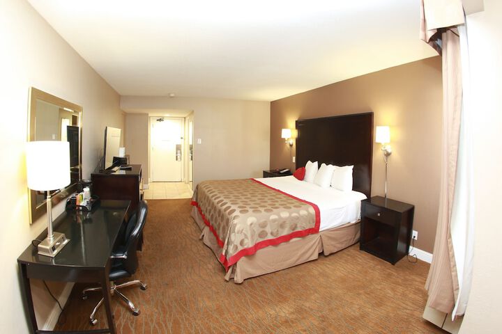 Room 18 of 24