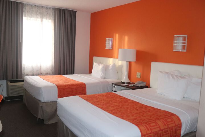 Room 13 of 31