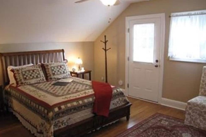 Room 25 of 47